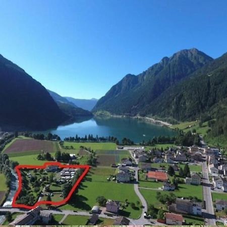 Bungalow Miralago In Camping Cavresc, Via Dal Cavresc 1, 7746 Le Prese-Поскьяво Экстерьер фото